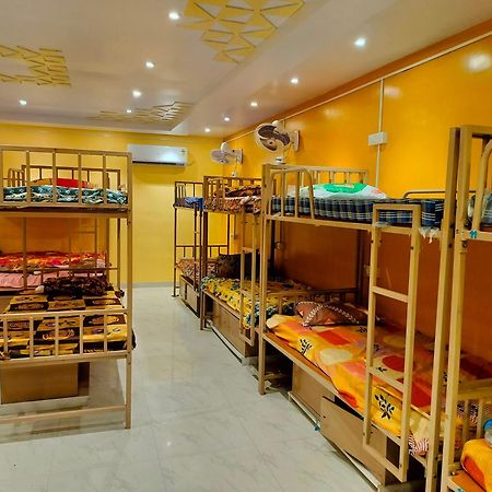 Sri Durga Jatri Nibasa Vandrerhjem Brahmapur Eksteriør bilde